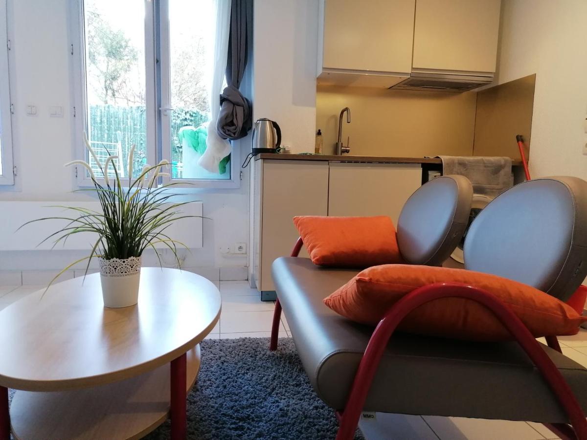 Studio De Charme, 30' Paris, 5' Evry, 10' Orly Ris-Orangis Kültér fotó