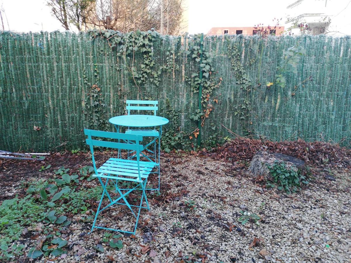 Studio De Charme, 30' Paris, 5' Evry, 10' Orly Ris-Orangis Kültér fotó
